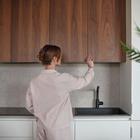 Bond Smart Living Suites Aten Exteriör bild