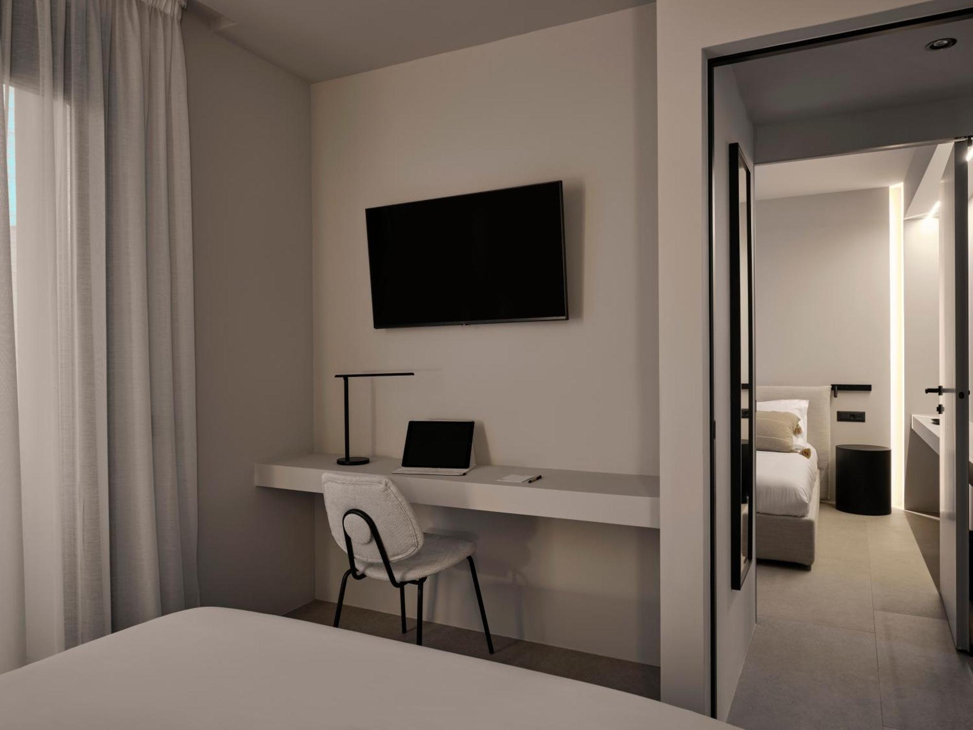Bond Smart Living Suites Aten Exteriör bild
